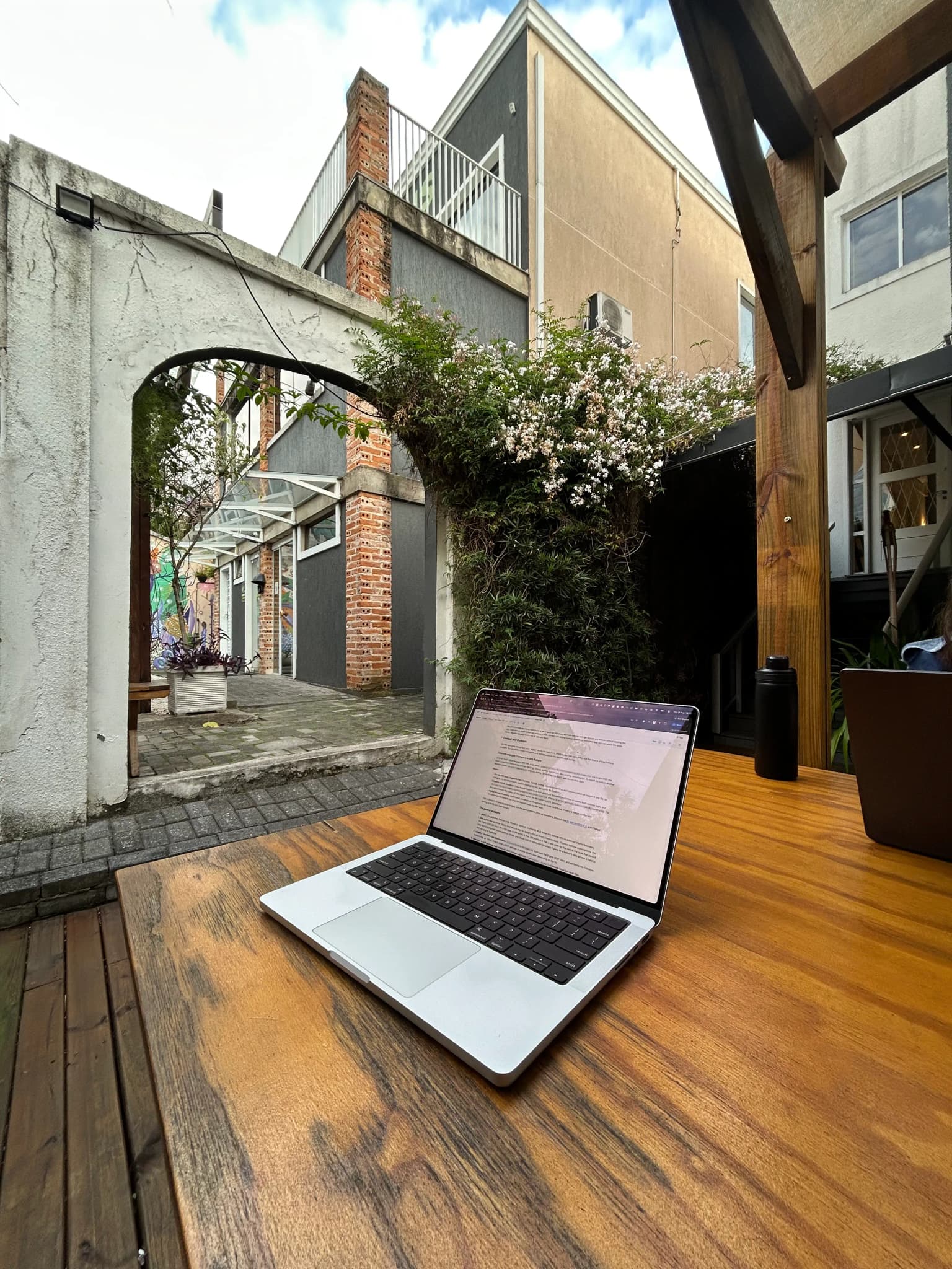 Brains Coworking in Batel